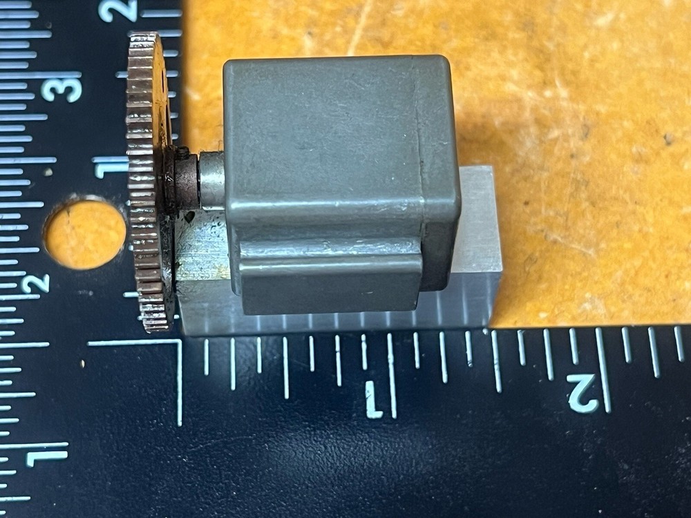 VINTAGE WATCHMAKERS VEEDER MECHANICAL 5 DIGIT COUNTER ~