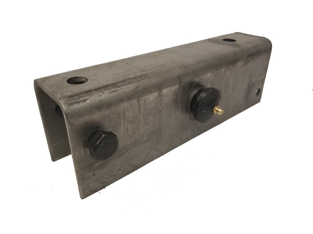 Equalizer for 2" Wide Slipper Springs 11" Long 7/8" Center Hole W/ Nuts & Bolts