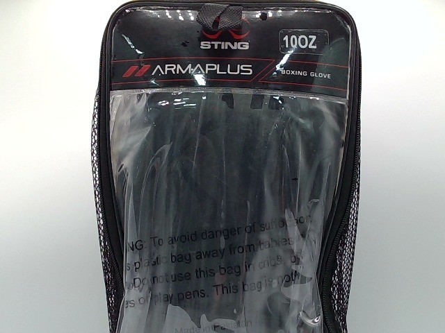 Armaplus 10oz Black Boxing Glove