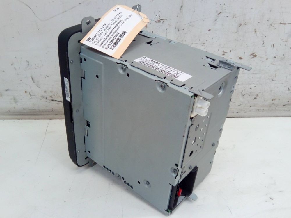 Radio/CD Changer Combination Di*CODE not present. Fits VW Touran (1T3