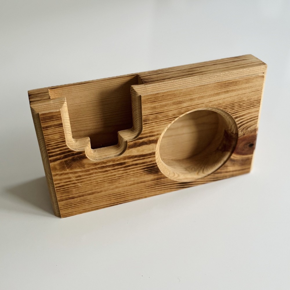 Wood Phone Speaker / Amplifier