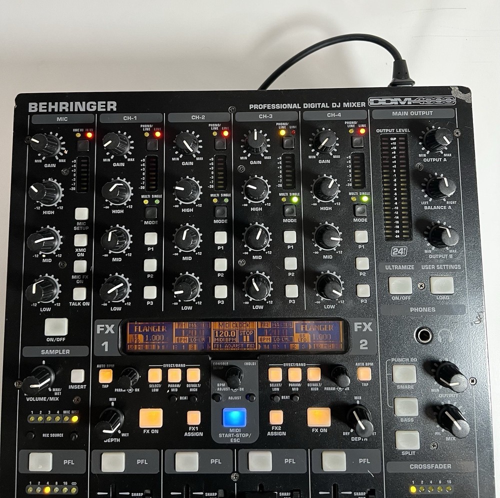 Behringer DDM4000 Professional Digital DJ Audio Mixer