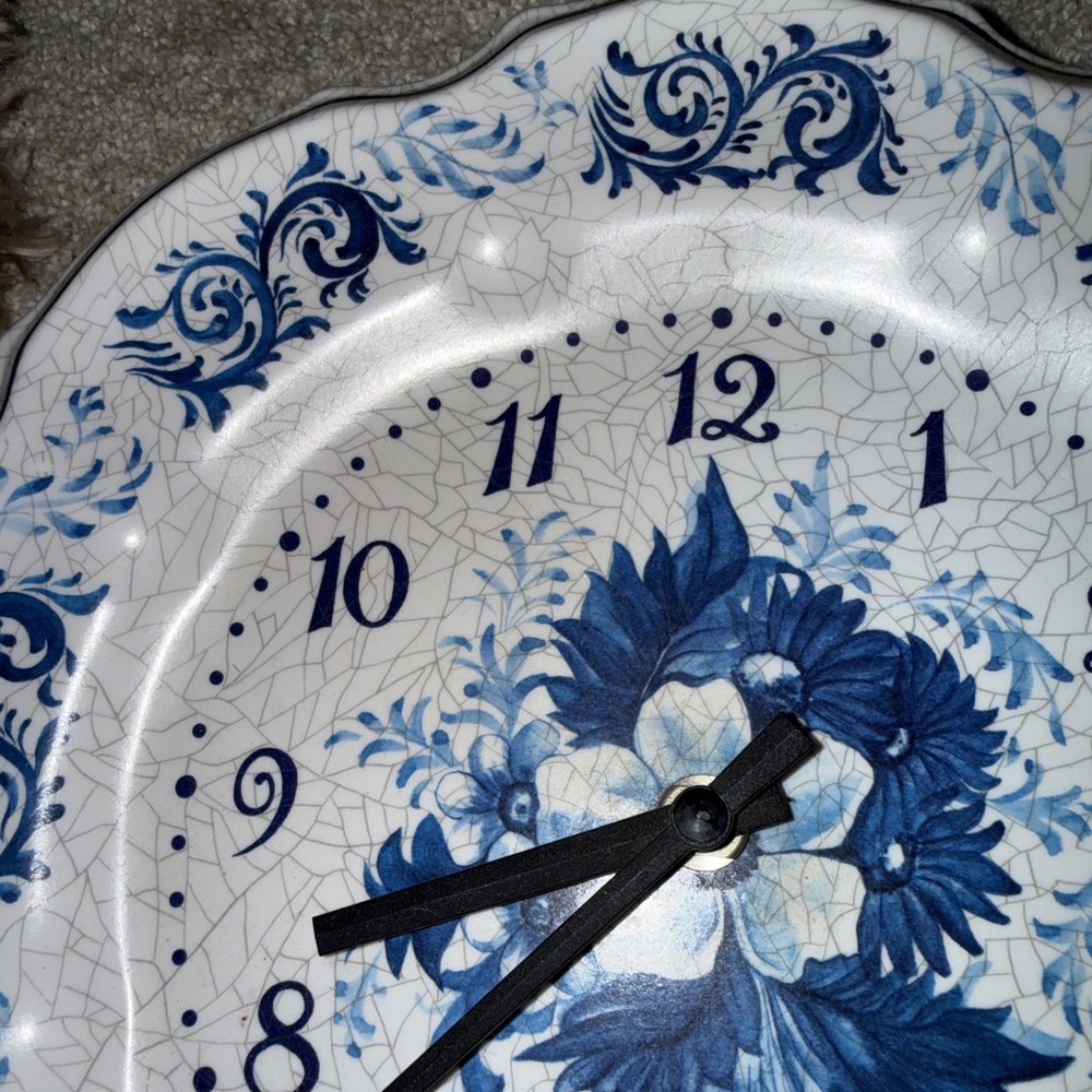 Vintage Blue Floral Resin Wall Clock