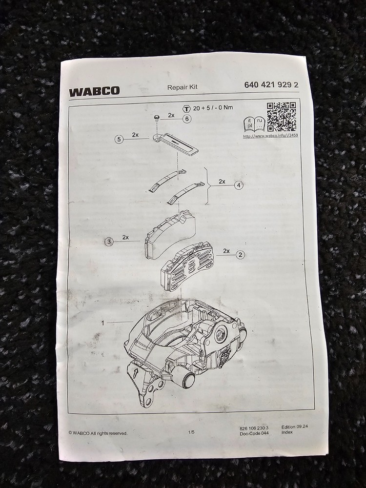 WABCO 6404219292 4-Piece Brake Pad, MAXXUS 2.0 includes Hardware