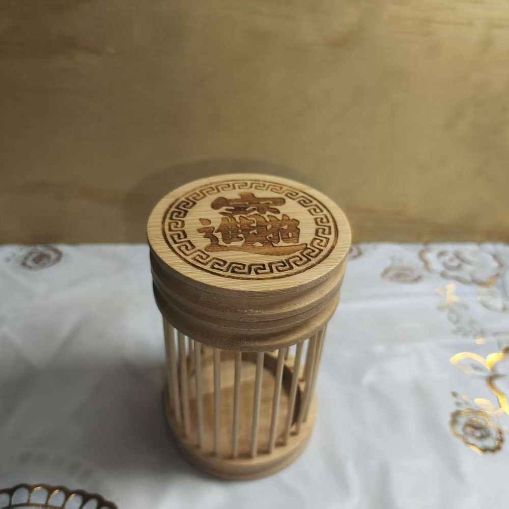 Bamboo Water Cup Katydid Cage 8x12.5cm Desktop Decor