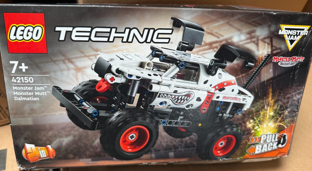LEGO TECHNIC 42150  Monster Jam Monster Mutt Dalmatian  NEW BOX DAMAGE