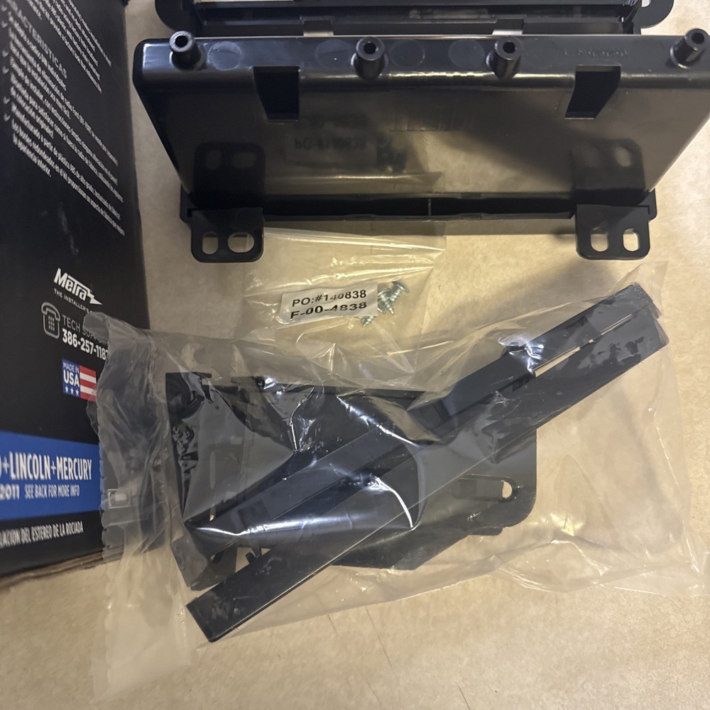 Metra 95-527FD Dash Kit Ford Mazda
