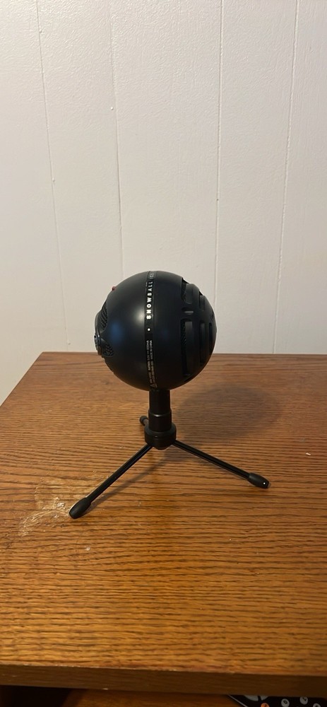 Blue Snowball USB Microphone Black Adjustable Stand Freestanding Universal