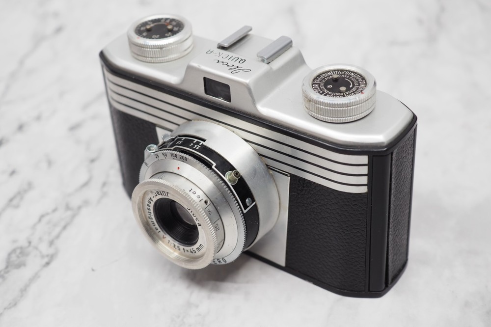Iloca Quick A 35mm Camera with Case and instructions - TESTED