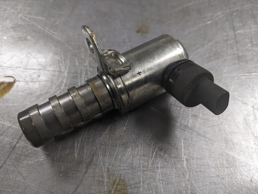 Variable Valve Timing Solenoid For 11-14 Ford Mustang 3.7
