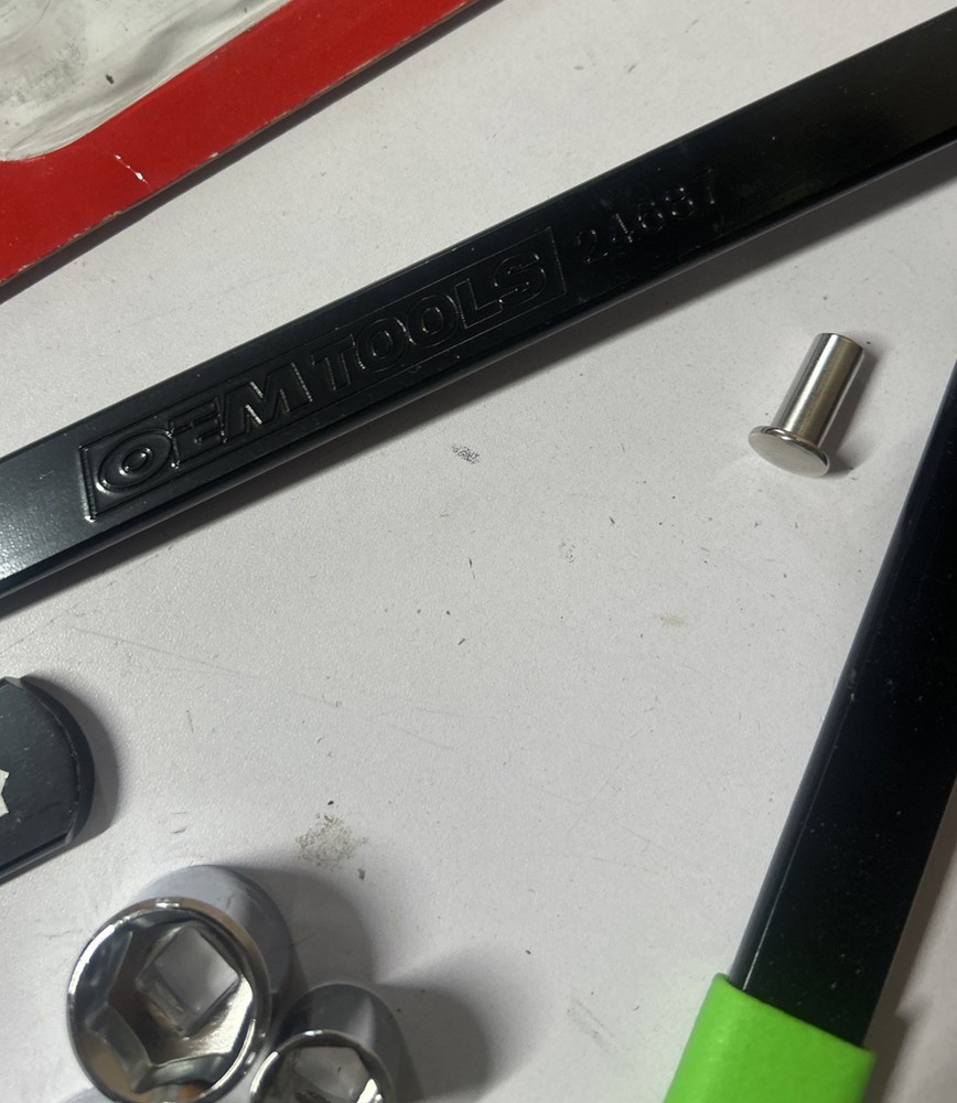 OEMTOOLS 24687 Serpentine Belt Tool Set, Includes 3/8 Drive Handle, 1/2 &...