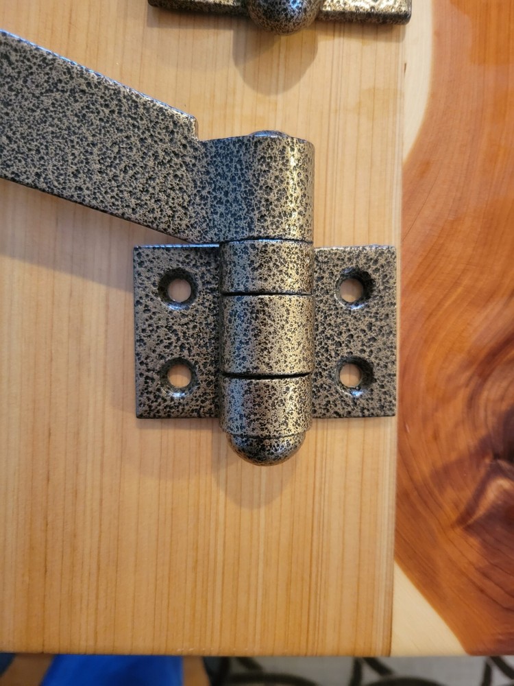 STANLEY Swinging bracket with a swivel rotating mounting plate
