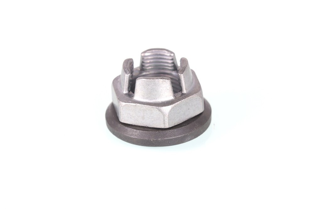 1x Front Hub Nut GH-393960