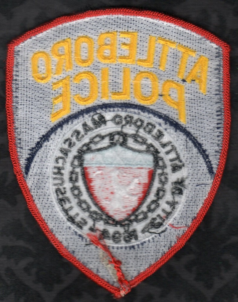👀😂😍👌 Attleboro Massachusetts Police Patch VAR #1 Lighter Back