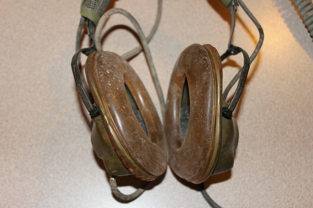 Vintage Military US Air Force Navy Headset Receiver
