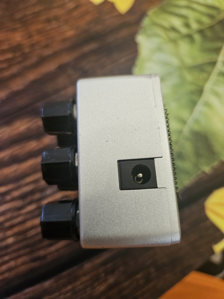 Movall MP106 Jumpspace Overdrive Untested