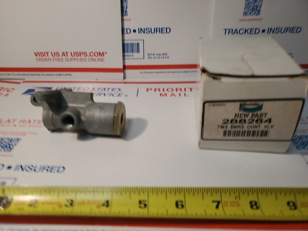 BENDIX-TW-3 CONTROL VALVE 288264 NEW, G2