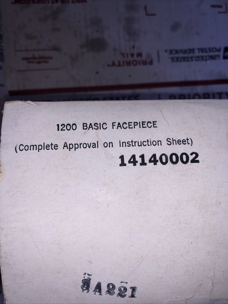 Wilson Safety Products, 1200 Basic Facepiece, 14140002