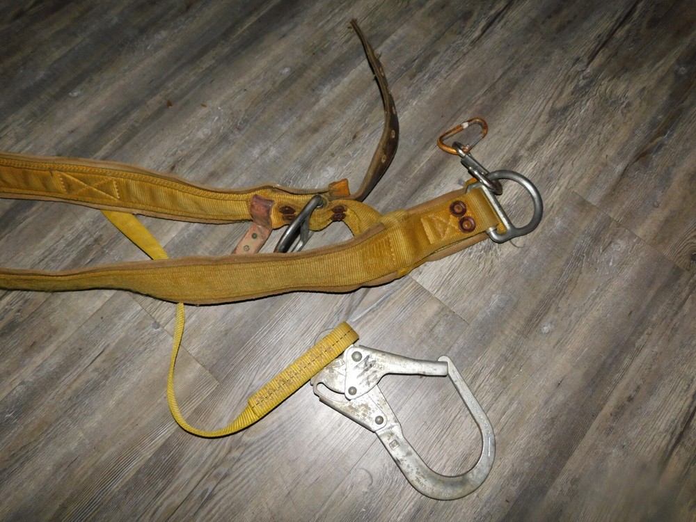 Bashlin Industries Lineman Climbing Belt, and Fall Restraint Strap, 11/32
