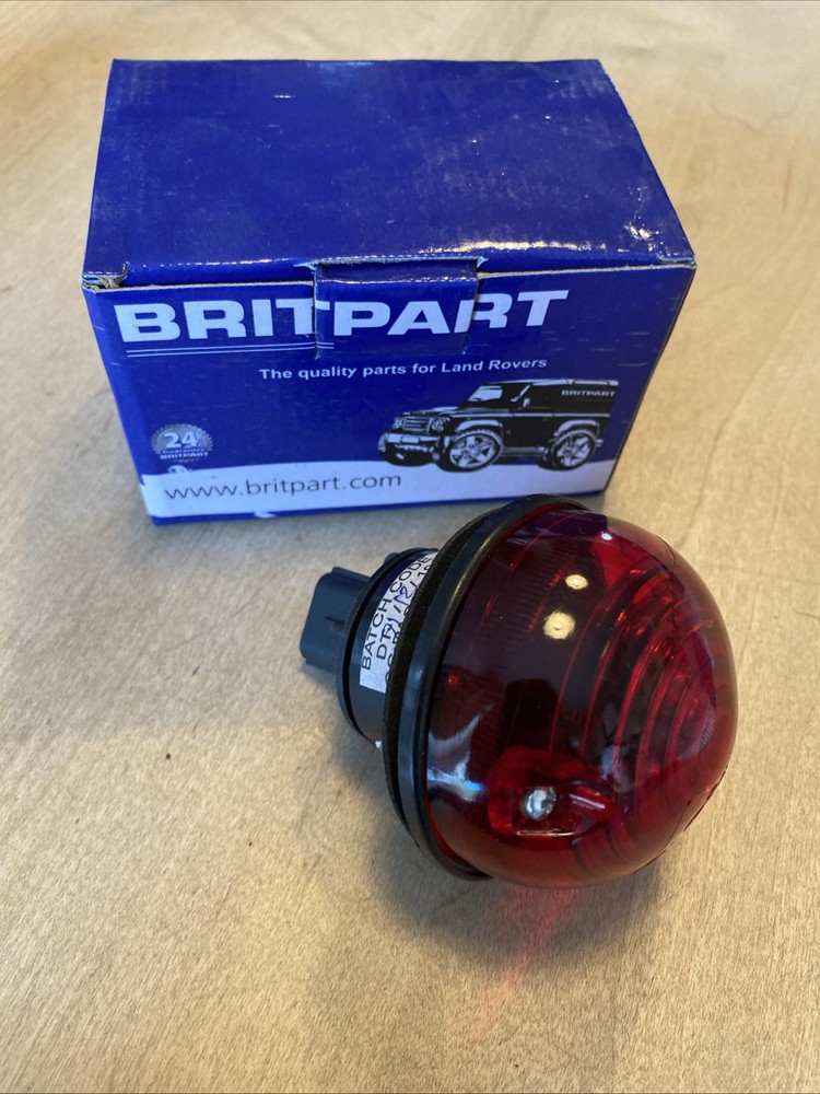 New  Britpart Stop/Tail Lamp. LR048200