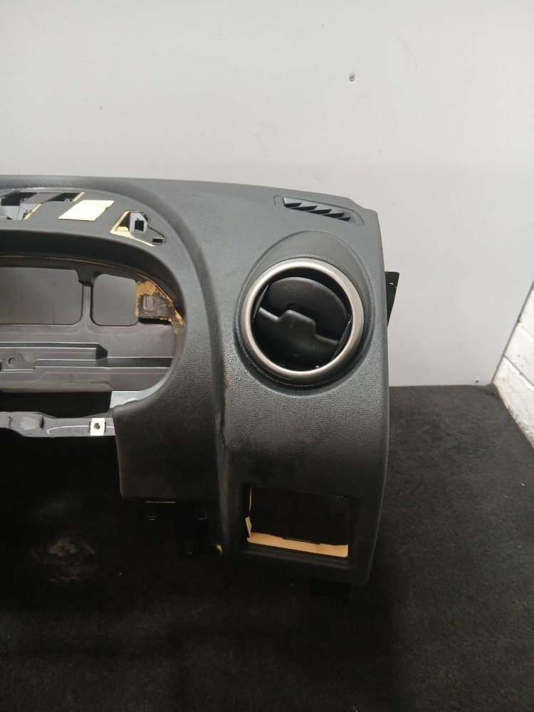 NISSAN QASHQAI MK1 DASHBOARD