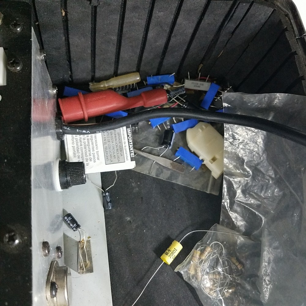 Knight Electronics Mini Lab Portable Electronics Breadboarding Kit