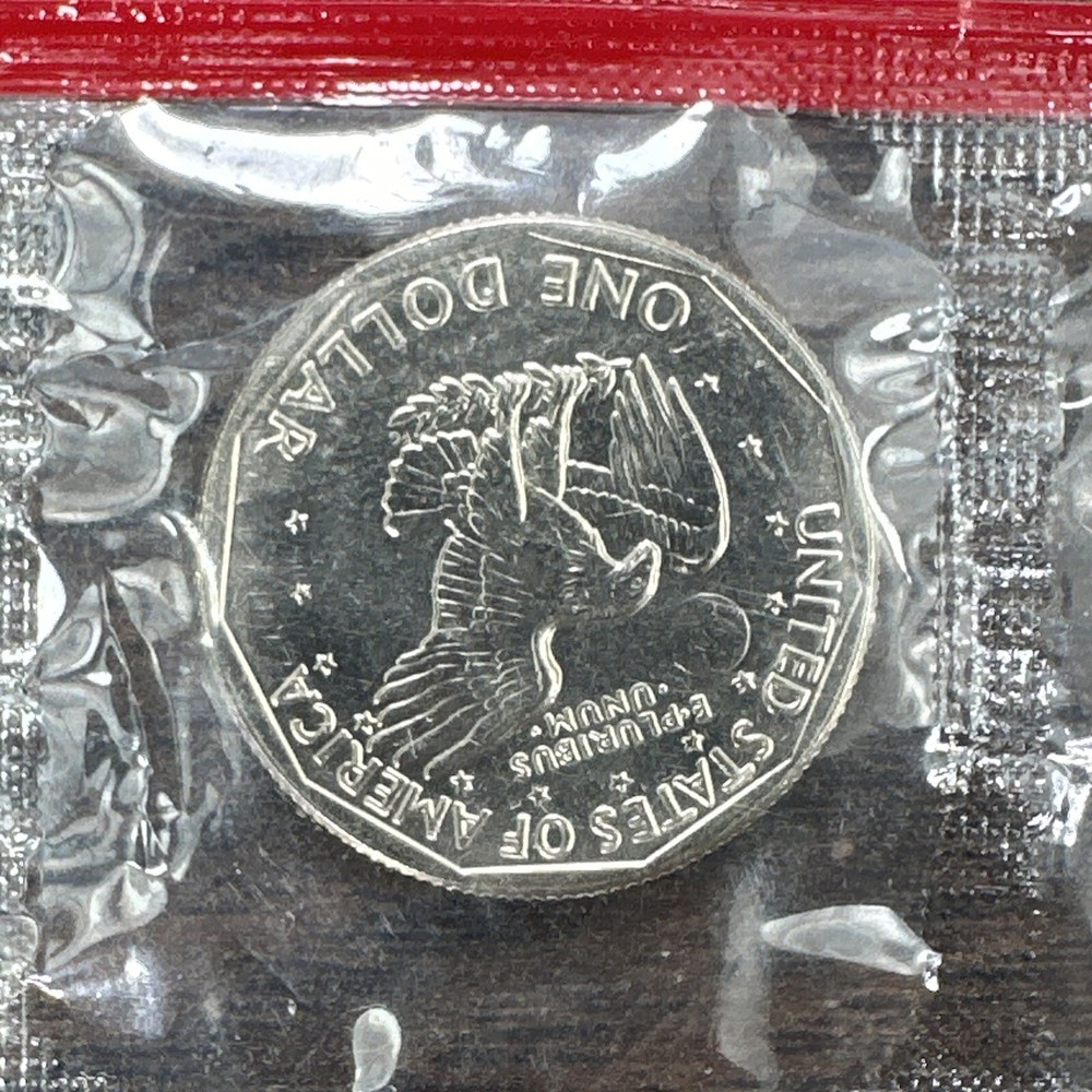 1981 D Denver Only Uncirculated Mint Set