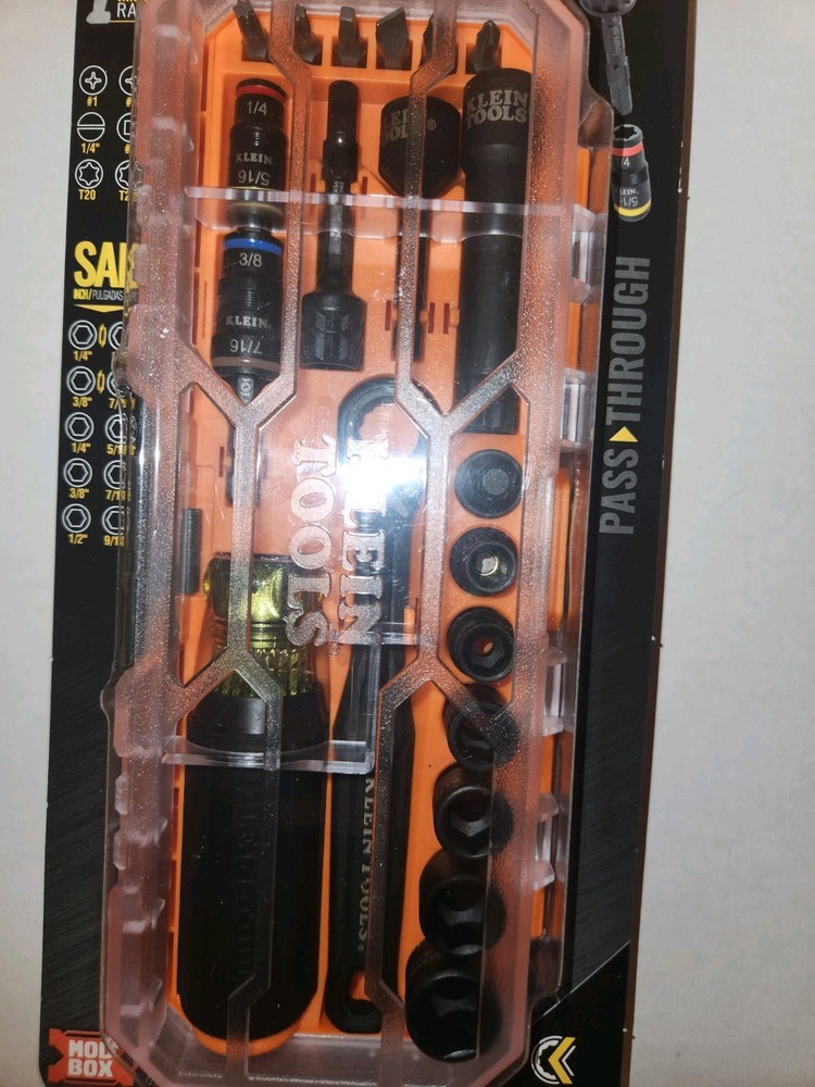 Klein Tools 21-Piece Klein Knect Starter Kit 65300KNECT