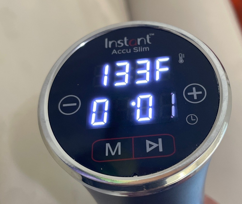 Instant Accu Slim Sous Vide Immersion Circulator SSV800