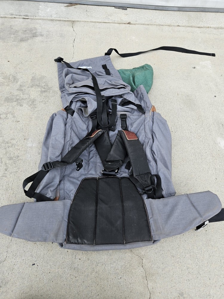 MADDEN Mountaineering Backpack