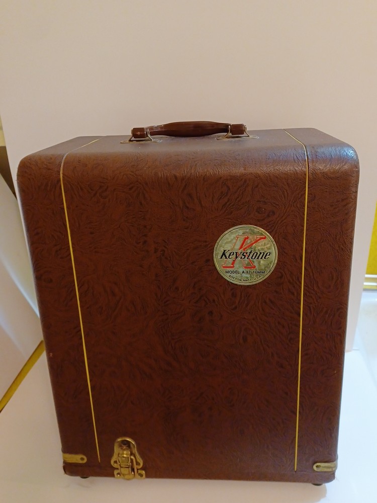 Keystone Continental A82 16 Milimeter Projector with Case Vintage