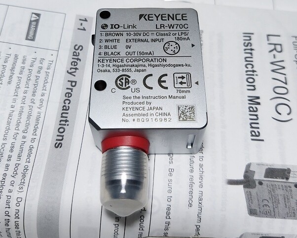New In Box KEYENCE LR-W70C Laser Sensor
