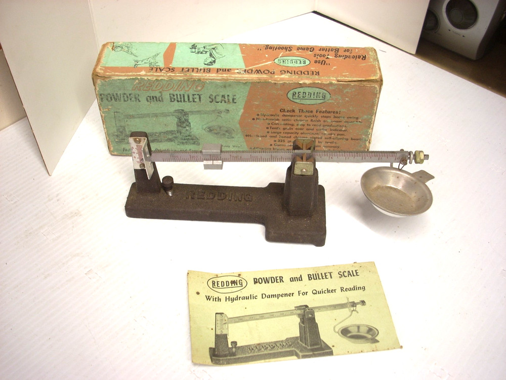 Redding Powder & Bullet Scale 325 grain capacity by Tenths Over Under Indicator