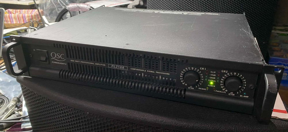 QSC PL218A Powerlight 2 Amplifier