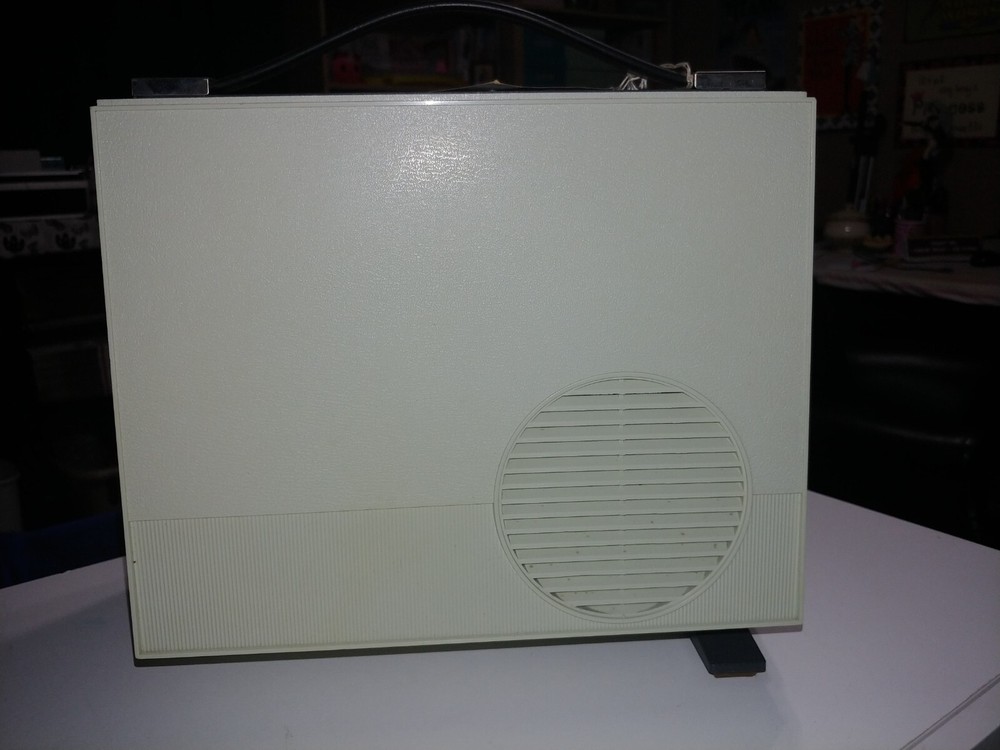 DeJur Eldorado 84 AZ Dual Eight Projector **WORKS**