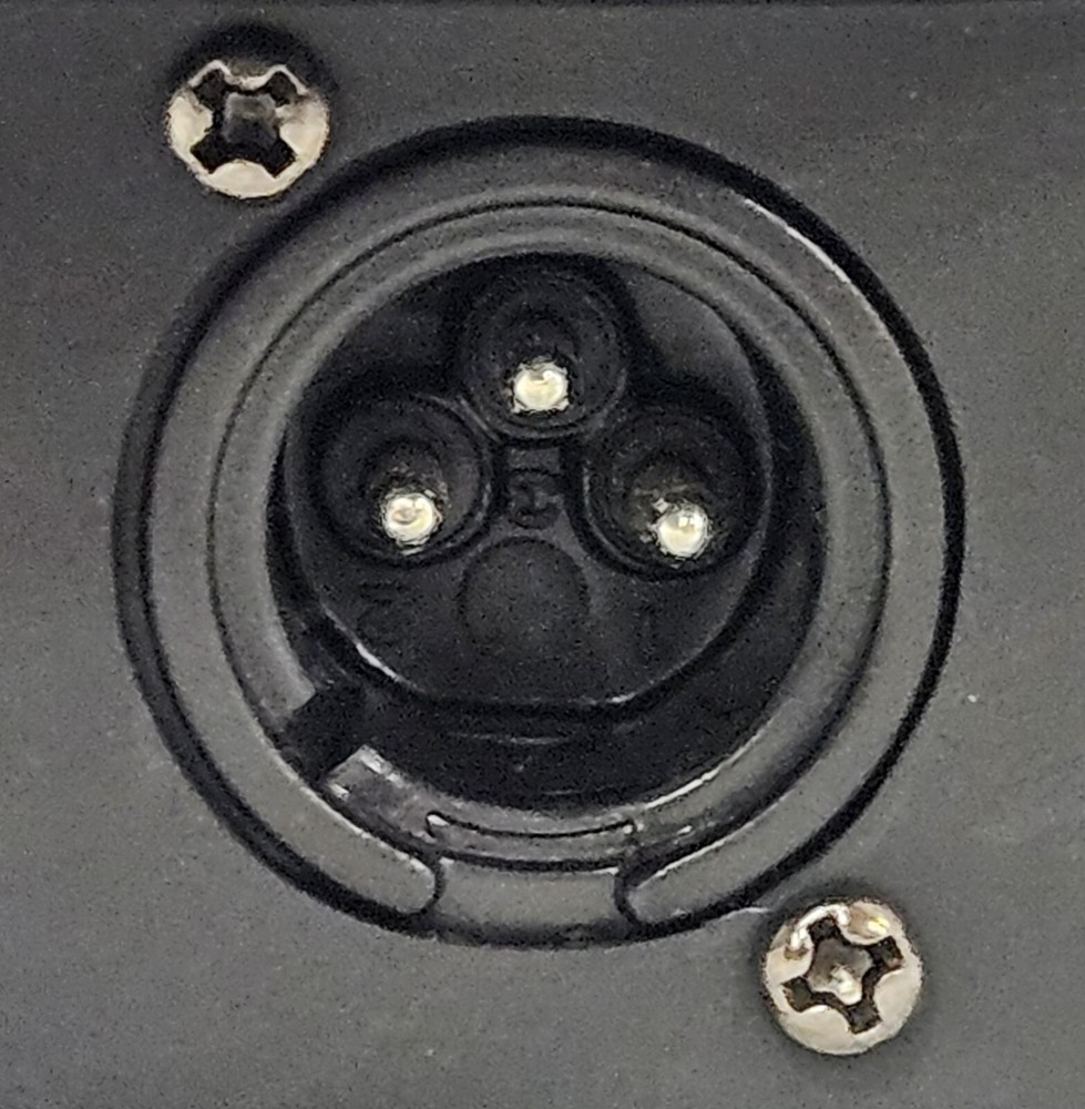 American DJ Mega Flat Pack 8 Plus (SINGULAR LIGHT ONLY)