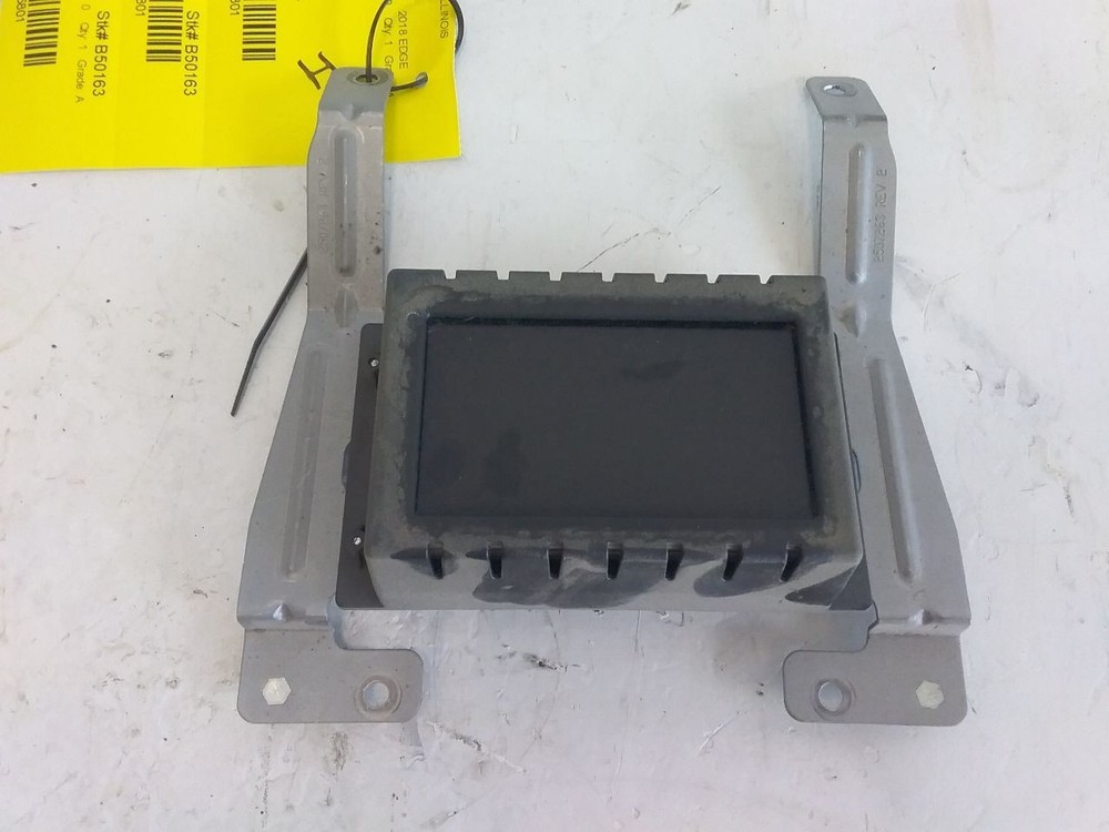 2016-2018 Ford Edge Center Dash Mounted 4.2" Display Screen