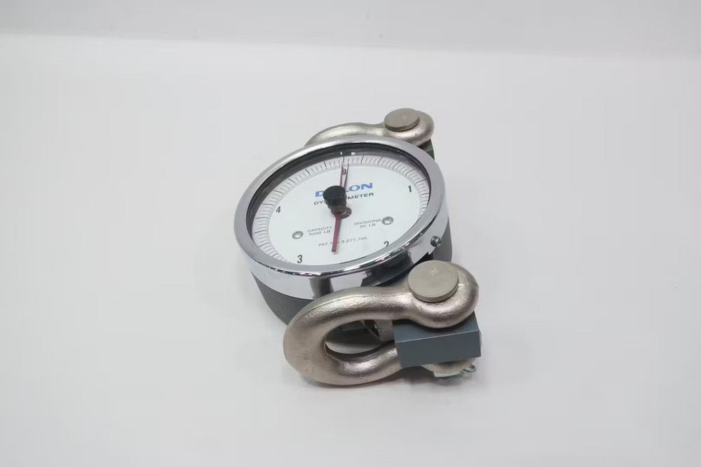 Dillon 30006-0050 Dynamometer 5000lbs With Shackles 5in Dial