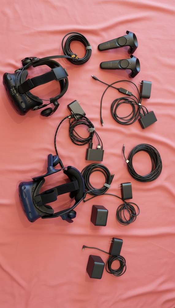 HTC Vive VR System + Vive Pro Headset Bundle | Controllers Base Stations Tested