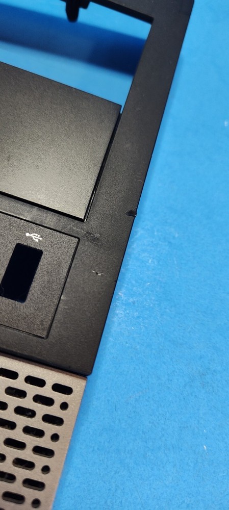Dell OptiPlex 390 MT Tower Desktop Power Button Front Panel Cover Bezel 5T6HJ