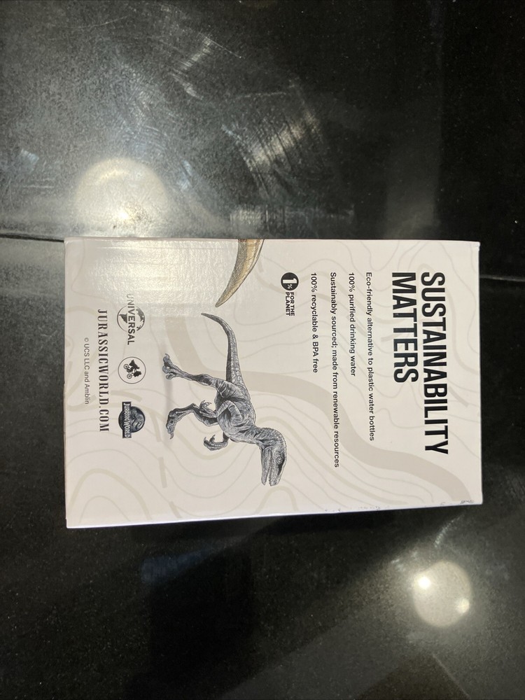 Sealed Jurassic World 6 Pack Boxed Water