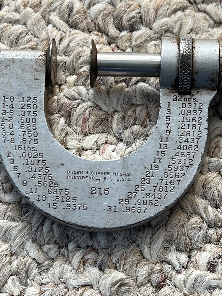 BROWN AND SHARPE 215 NO. 215 DISC MICROMETER