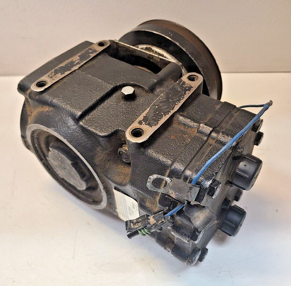 Blissfield Compressor Serial 05906 | 99500 | Model HGB 1000