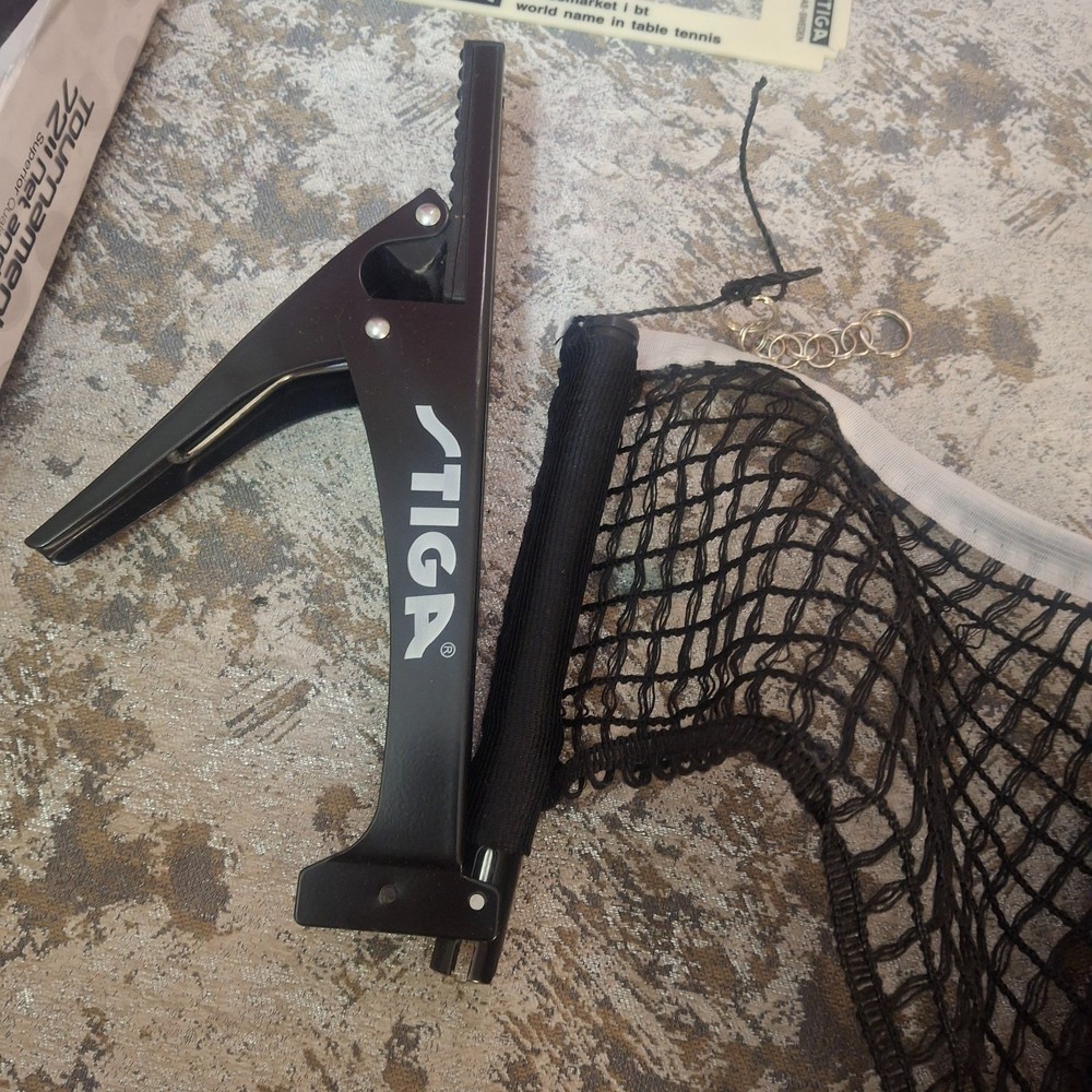 Stiga MasterSeries Tournament Clipper 72" Net & Post Set *Missing Bracket*