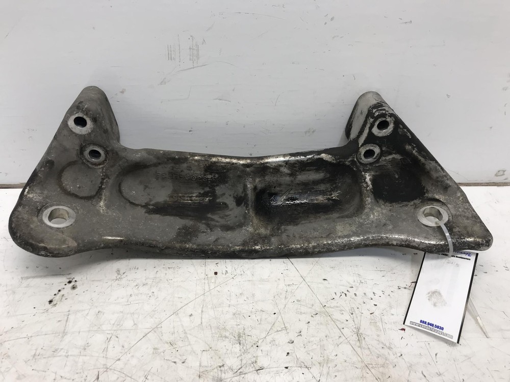 Cummins ISC Engine Mount - Used | P/N F8HT6028BA