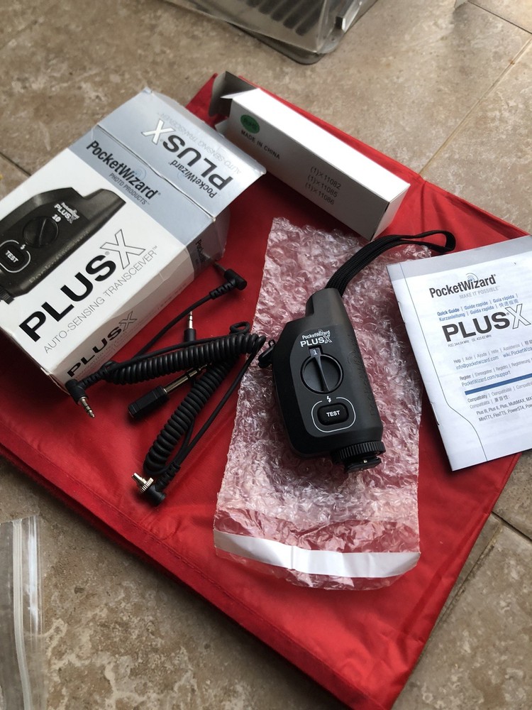 Pocket wizard Plus X Auto Sensing Transceiver And Mini TTI