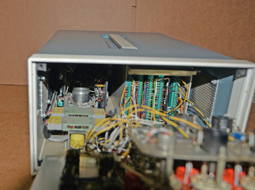 1970s Comaltest Model 610S Generator - Designed to test MOS Circuits
