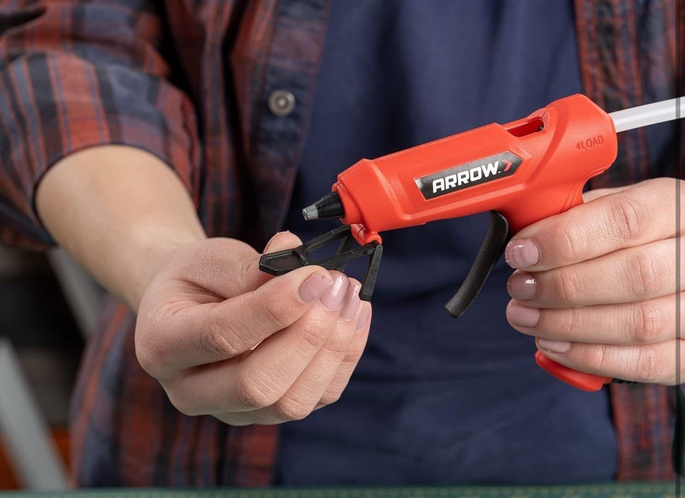 Arrow Mini Glue Gun Includes 10 free glue sticks