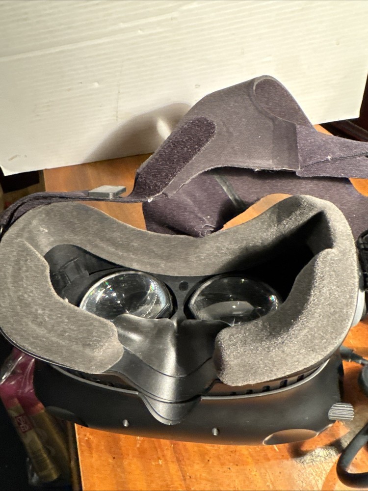 HTC Vive HEADSET ONLY