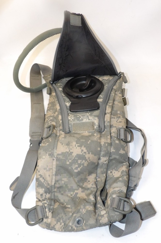 Camelbak Maximum Gear Hydration Camoflage Back Pack